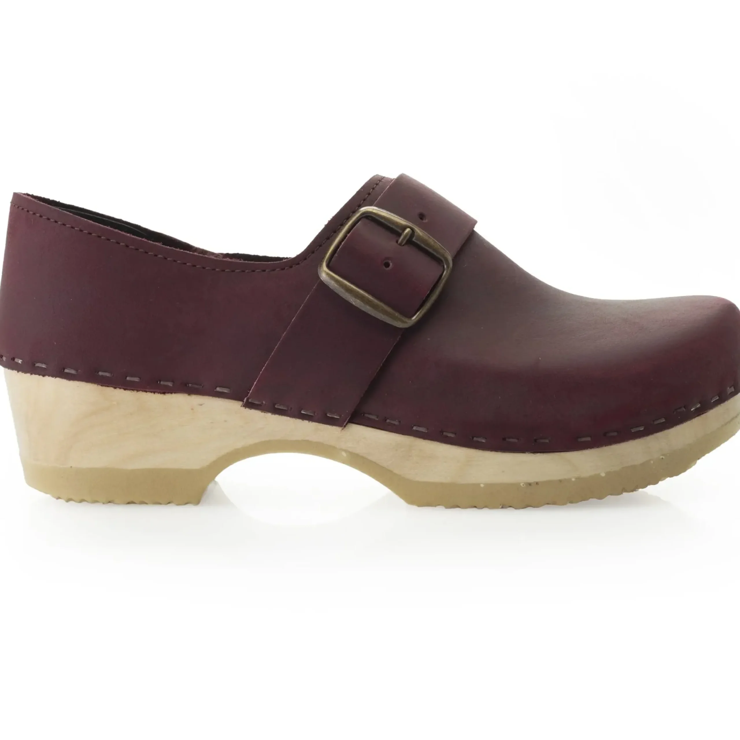 sven-clogs-closed-back-large-b-uknjZwxp-3.webp Discount J. W. Hulme Co Sven Clogs Closed Back Large Buckle Women's